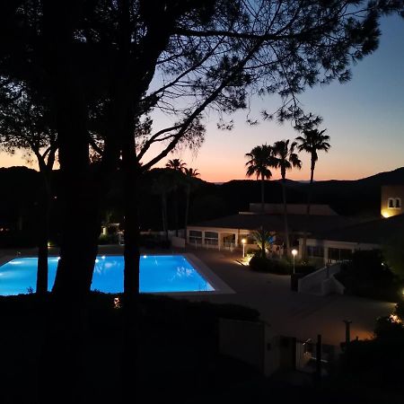 Residences Du Golf Saint-Raphaël Eksteriør billede